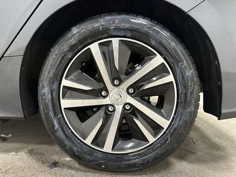 Used 2024 Honda Civic LX image 11