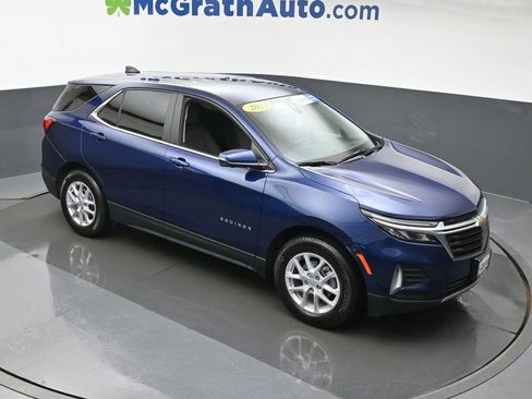 Used 2023 Chevrolet Equinox LT image 3