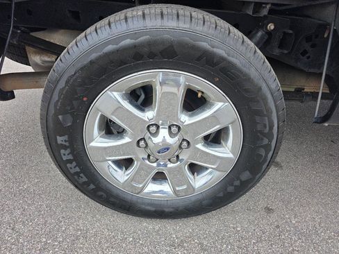 Used 2014 Ford F150 XLT w/ Equipment Group 302A Luxury image 19