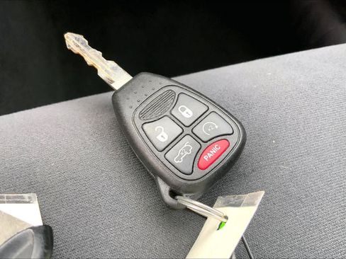 Used 2012 Jeep Compass Sport FWD image 13