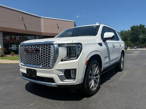 Used 2023 GMC Yukon Denali w/ Max Trailering Package AWD/4WD image 1