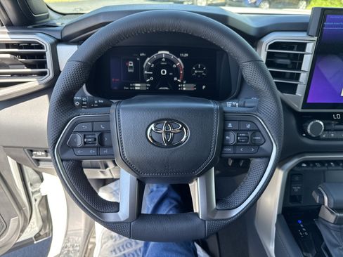 New 2026 Toyota Tundra Limited AWD/4WD image 16