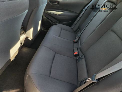 Used 2025 Toyota Corolla LE image 30