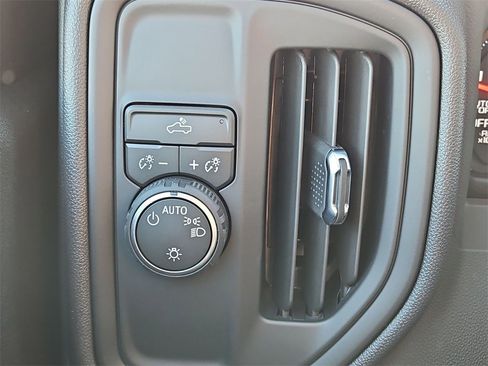 New 2026 Chevrolet Silverado 1500 Custom image 18