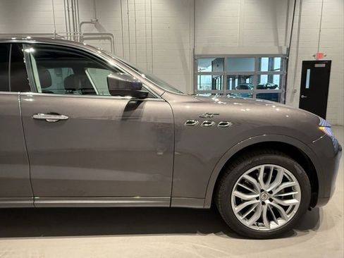 Used 2022 Maserati Levante GT image 24