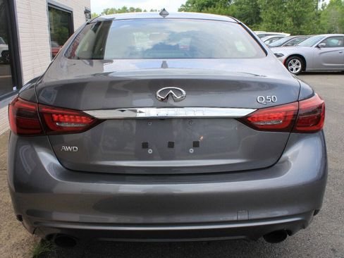 Used 2019 INFINITI Q50 Luxe w/ Essential Package (3.0T Luxe) image 8