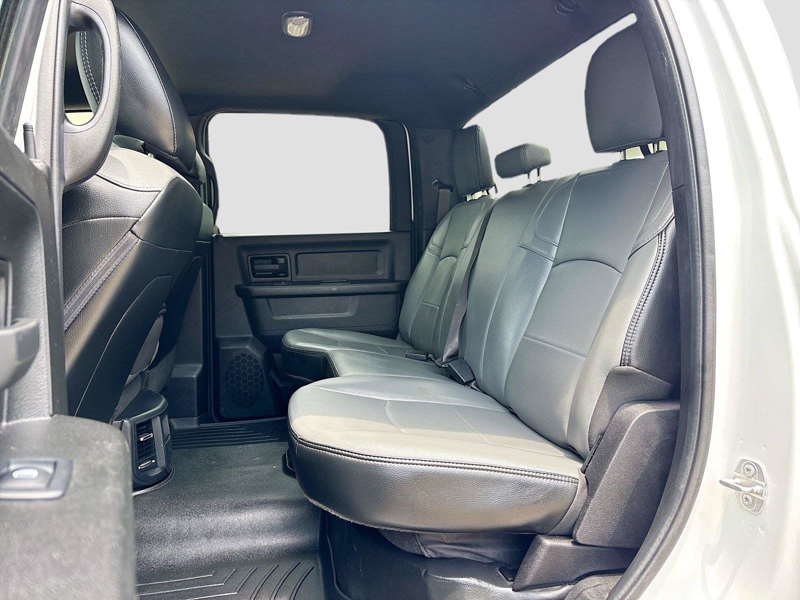 Used 2024 RAM 3500 Tradesman AWD/4WD image 22