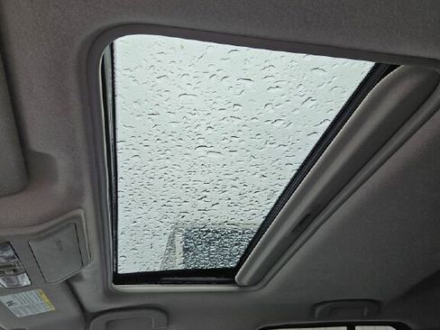 Used 2019 Nissan Frontier SL image 24