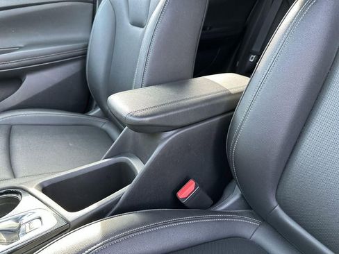 Used 2024 Buick Encore GX Sport Touring image 22