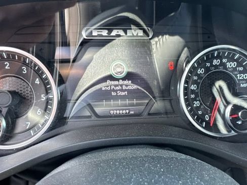 Certified 2023 RAM 1500 Laramie AWD/4WD image 10