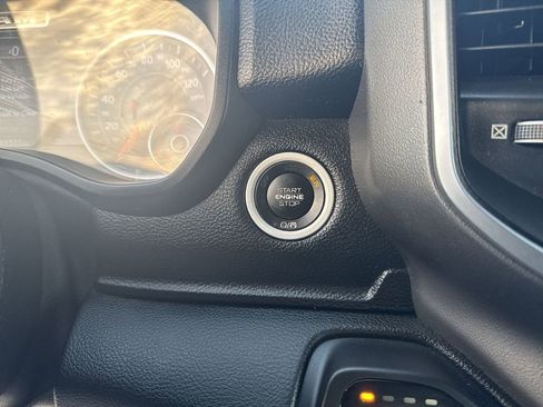 Used 2019 RAM 1500 Big Horn image 22