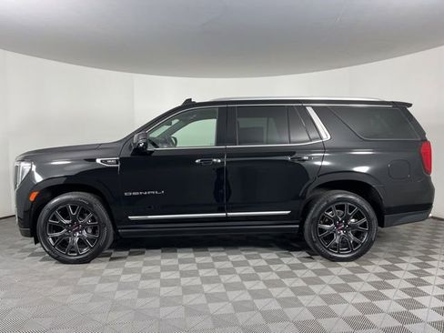 Used 2023 GMC Yukon Denali w/ Max Trailering Package AWD/4WD image 7