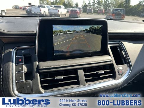 Used 2023 Chevrolet Suburban Premier image 17