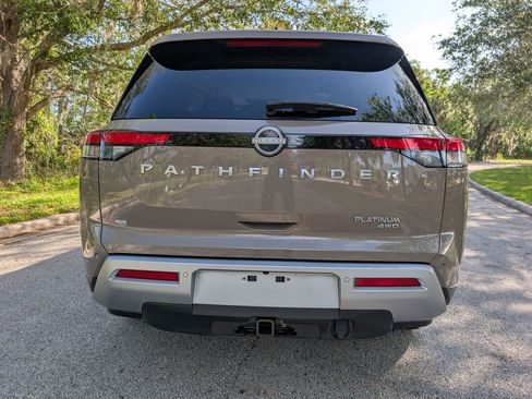 Used 2025 Nissan Pathfinder Platinum w/ Cargo Package image 7