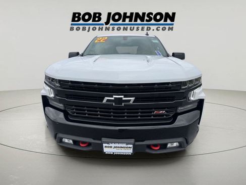 Used 2022 Chevrolet Silverado 1500 LT Trail Boss w/ Convenience Package II AWD/4WD image 12
