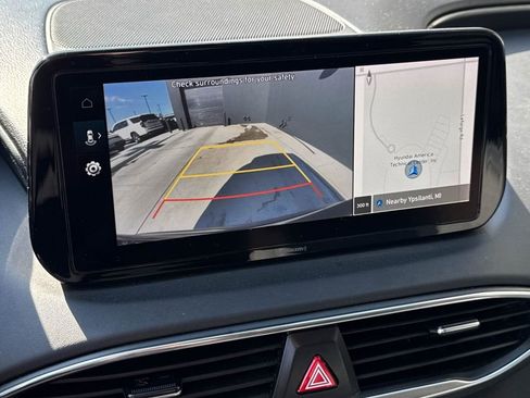 Used 2023 Hyundai Santa Fe SEL image 12