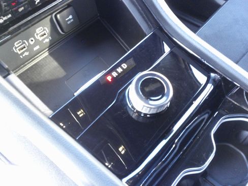 Used 2023 Jeep Grand Cherokee Altitude image 17