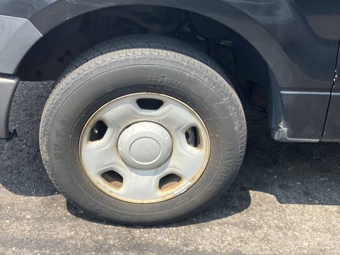 Used 2009 Ford F150 XL RWD image 11