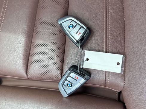 Used 2022 BMW X5 xDrive40i w/ Premium Package AWD/4WD image 20