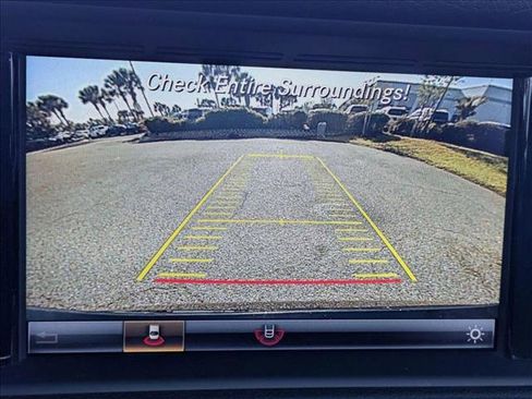 Used 2018 Mercedes-Benz SLC 300 image 14