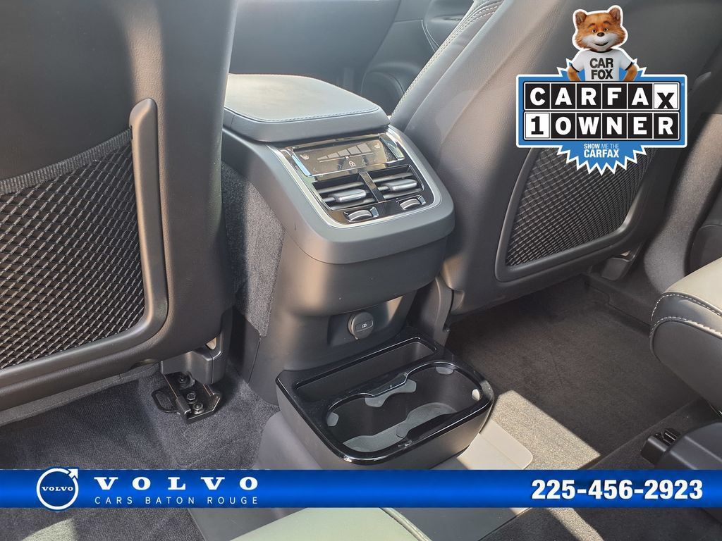 Certified 2024 Volvo XC90 B6 Ultimate w/ Protection Package Premier AWD/4WD image 25