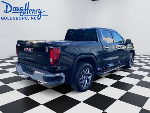 Used 2023 GMC Sierra 1500 SLT w/ SLT Premium Package AWD/4WD image 5
