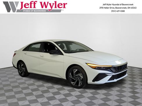 New 2025 Hyundai Elantra SEL w/ Cargo Package image 1