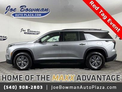 New 2025 Chevrolet Traverse LT w/ Driver Confidence Package