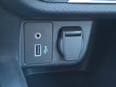 Used 2023 Nissan Versa S image 21