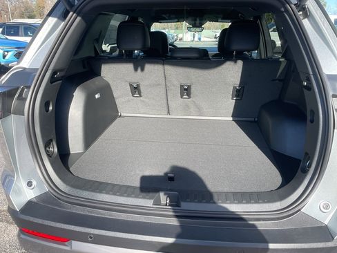 New 2026 Chevrolet Equinox ACTIV w/ Convenience Package III image 9