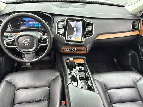 Certified 2024 Volvo XC90 T8 Plus w/ Protection Package Premier image 7