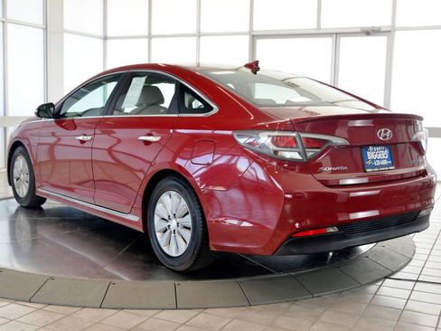 Used 2016 Hyundai Sonata SE FWD image 6