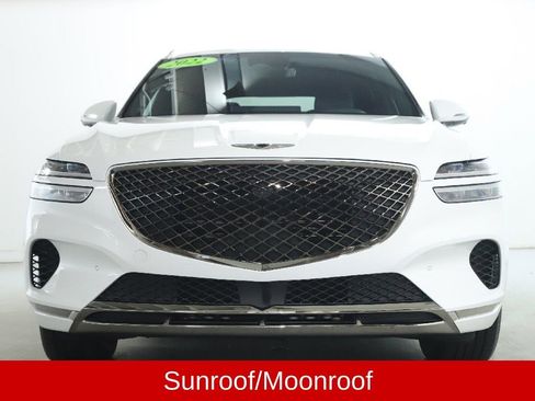 Used 2022 Genesis GV70 2.5T w/ Advanced Package image 7