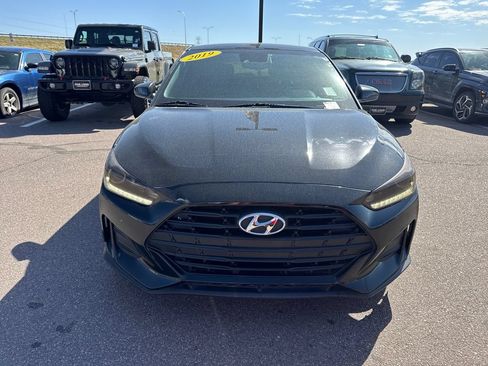 Used 2019 Hyundai Veloster 2.0 Premium FWD image 5