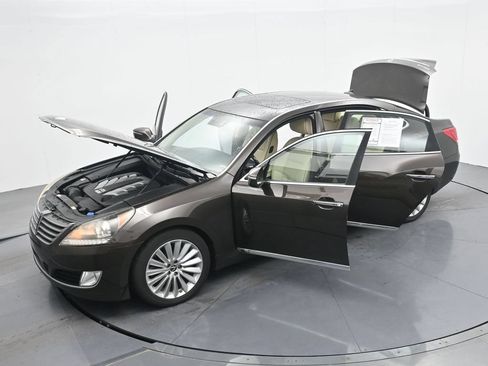 Used 2016 Hyundai Equus Signature RWD image 38