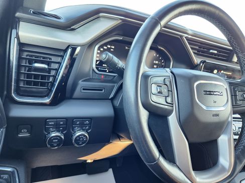 Used 2022 GMC Sierra 1500 Denali AWD/4WD image 25