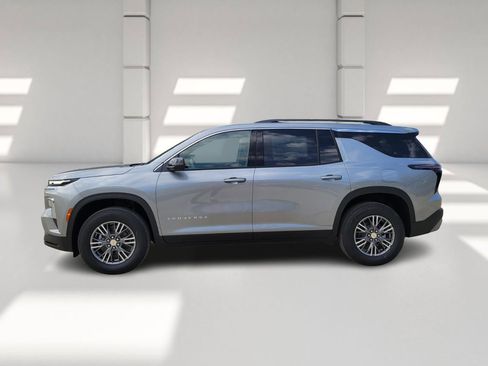 New 2026 Chevrolet Traverse LT w/ Driver Confidence Package image 4