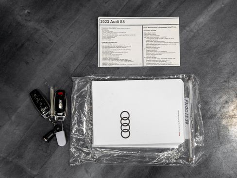 Used 2023 Audi S8 4.0T quattro image 79