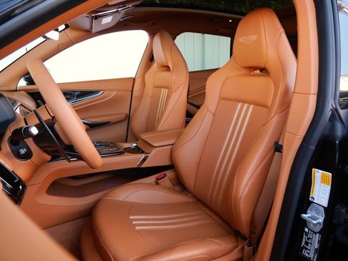 Used 2026 Aston Martin DBX 707 AWD/4WD image 17