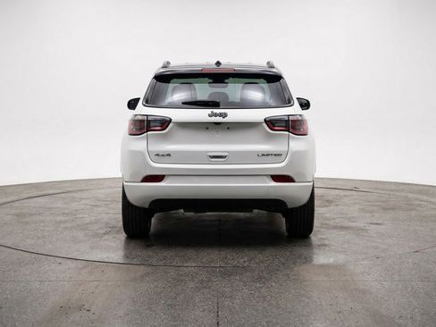 Used 2025 Jeep Compass Limited AWD/4WD image 7