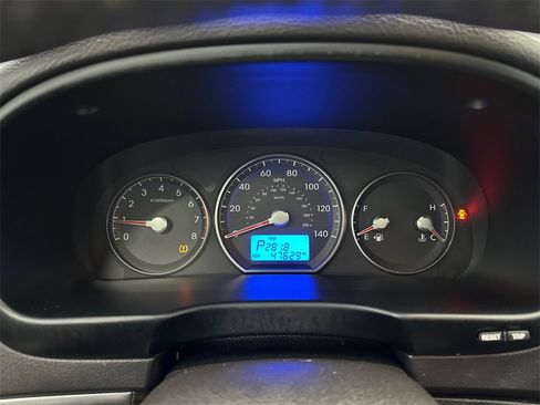 Used 2012 Hyundai Santa Fe Limited image 28