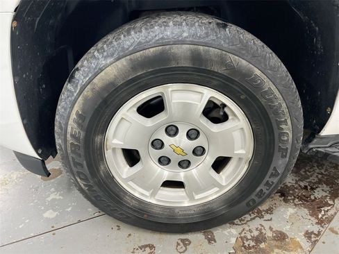 Used 2014 Chevrolet Tahoe LT image 25