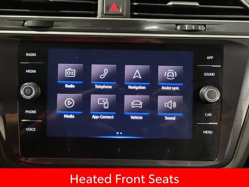 Used 2024 Volkswagen Tiguan SE AWD/4WD image 21