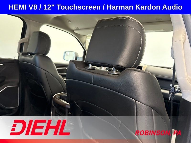 Used 2022 RAM 1500 Laramie AWD/4WD image 11