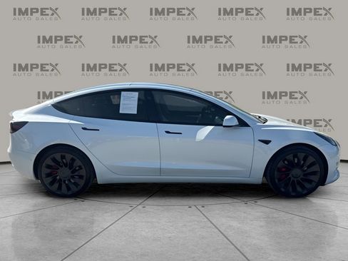 Used 2022 Tesla Model 3 Performance image 6