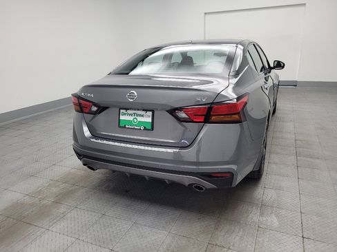 Used 2022 Nissan Altima 2.5 SV w/ SV Premium Package FWD image 7