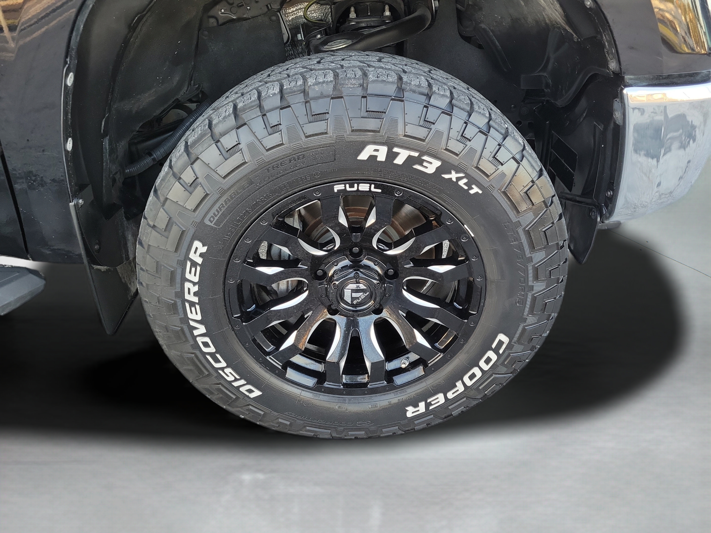Used 2020 Toyota Tundra SR5 w/ SR5 Upgrade Package RWD image 28