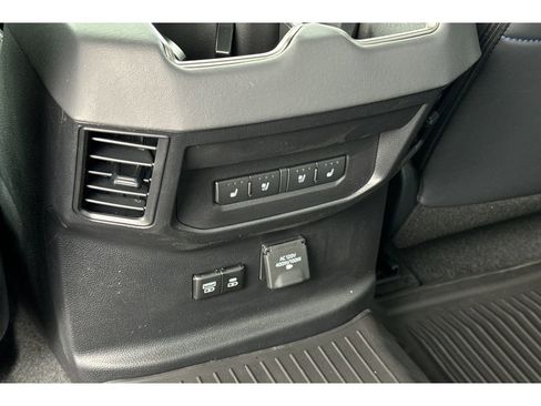 New 2026 Toyota Tundra Platinum AWD/4WD image 11