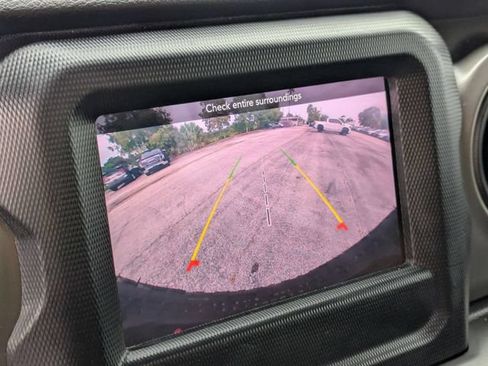 Used 2020 Jeep Wrangler Unlimited Sport AWD/4WD image 18