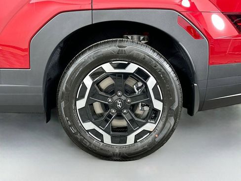 Certified 2025 Hyundai Santa Fe SEL image 11